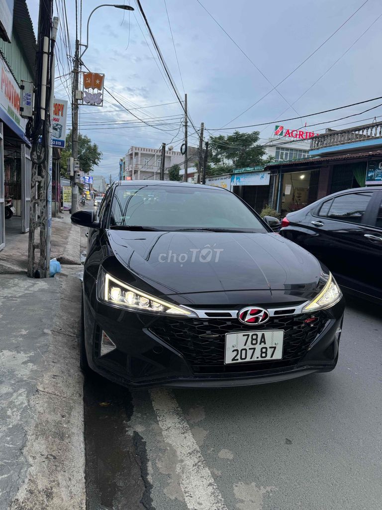 Cần bán Hyundai Elantra 2019 - sport 1.6 turbo. Mua bán Ô tô tại Thị xã Đông Hòa Phú Yên được đăng bởi Kỳ Duyên hình 1