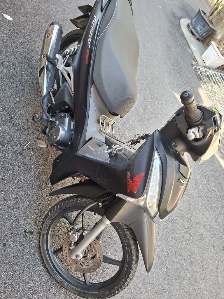 Bán xe Future xe đi ít lốp theo xe còn. Mua bán Xe máy tại Quận Hà Đông Hà Nội được đăng bởi Tuấn hình 3