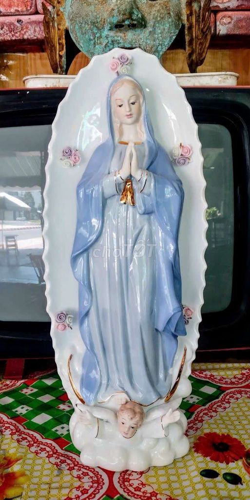 Tượng sứ mẹ Maria sưu tầm