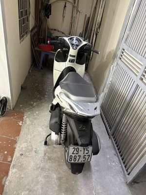 Sh mode trắng 2024