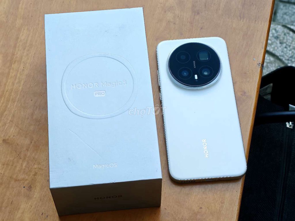 Honor Magic 8 Pro 16/512 kích gần, sạc ít có gl. Mua bán Điện thoại tại Quận 12 Tp Hồ Chí Minh được đăng bởi Đỗ Hậu Fb Dylan Đỗ hình 1