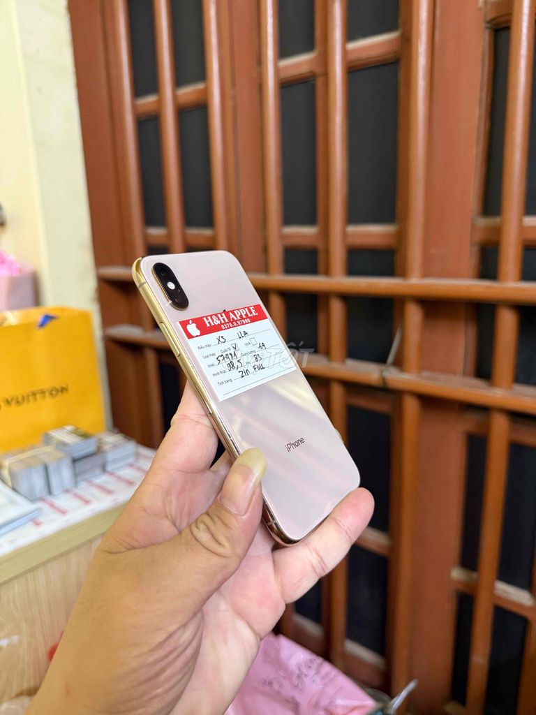 Apple iPhone Xs 64GB Vàng hồng. Mua bán Điện thoại tại Quận Hai Bà Trưng Hà Nội được đăng bởi Huy Huấn hình 1