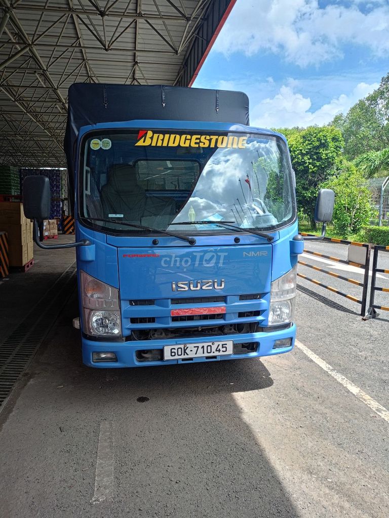 EM ISUZU HÀNG HOT GIÁ HẠT DẺ CẦN RA ĐI NHANH GỌN. Mua bán Xe tải, xe ben tại Thành phố Biên Hòa Đồng Nai được đăng bởi VHoàng Đạt hình 2