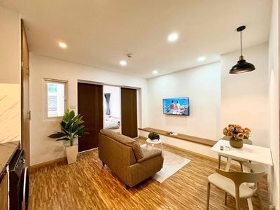 CHÍNH CHỦ CHO THUÊ CĂN HỘ 1 PHÒNG NGỦ, BAN CÔNG, MÁY GIẶT RIÊNG