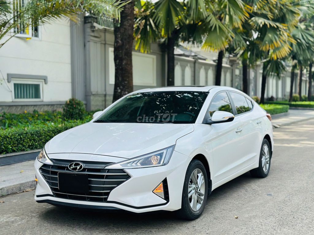 Hyundai Elantra 1.6 AT 2020 - 20000 km. Mua bán Ô tô tại Thành phố Dĩ An Bình Dương được đăng bởi Siêu Thị Ô Tô Bình Dương  hình 2