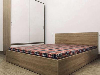 Giường gỗ 1,8x2m mới 100%