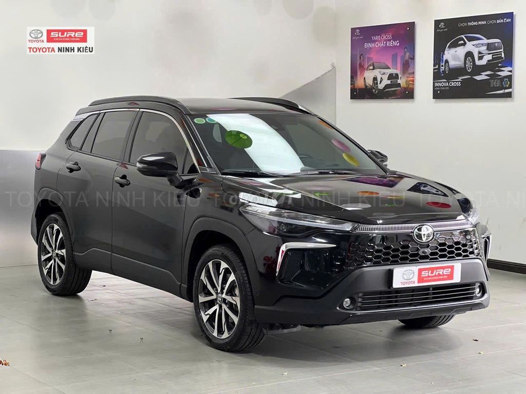 Toyota Cross 1.8V 2024 màu đen, 5.000 km. Mua bán Ô tô tại Quận Ninh Kiều Cần Thơ được đăng bởi Phúc Toyota Ninh Kiều hình 3