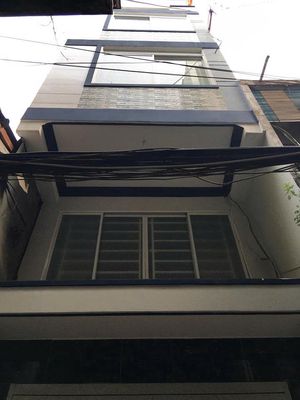 Rent · 6 bd · 27 м² · Quận 5, ул. Đường Trần Phú