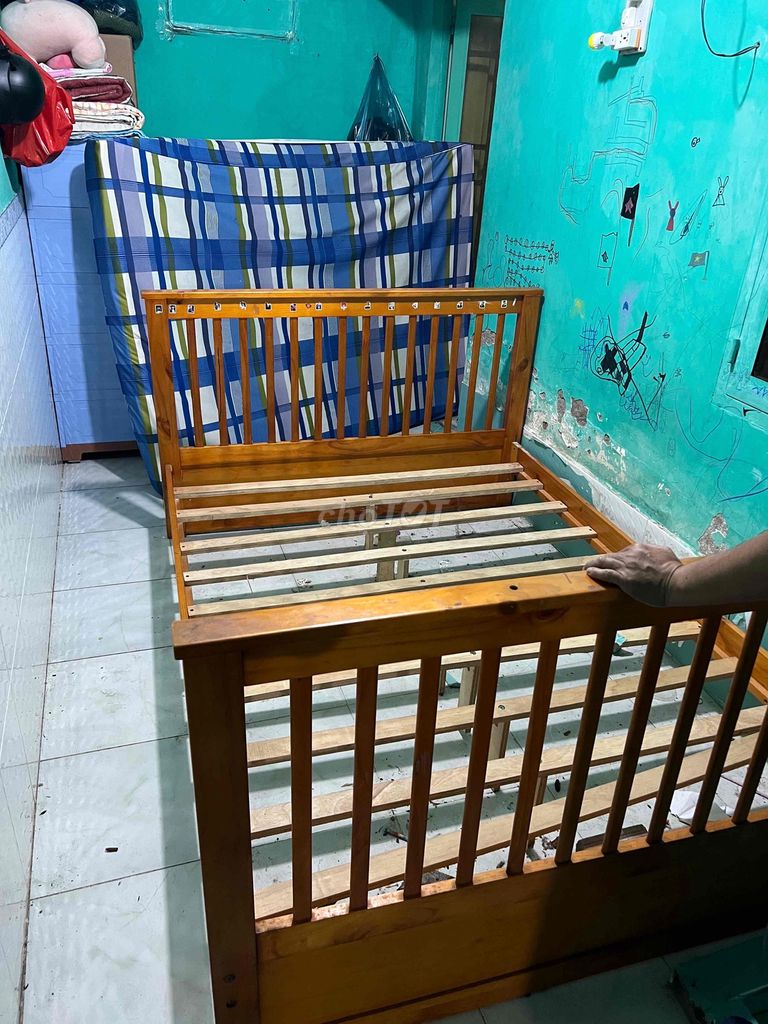 Giường Gỗ Thông 1m4x2m Nâu Gỗ. Mua bán Giường, chăn ga gối nệm tại Quận 12 Tp Hồ Chí Minh được đăng bởi Kim Tuyen hình 1