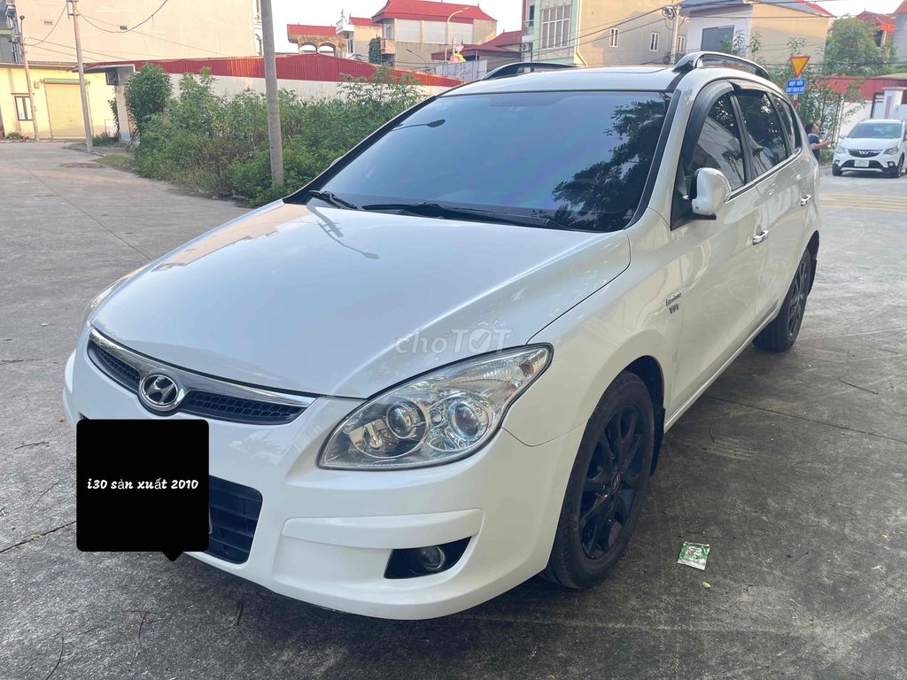 Hyundai i30 2010 Белый