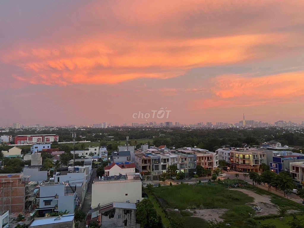 sunview town 57 m2 2pn 2wc view landmark nhà nội thất dính tường