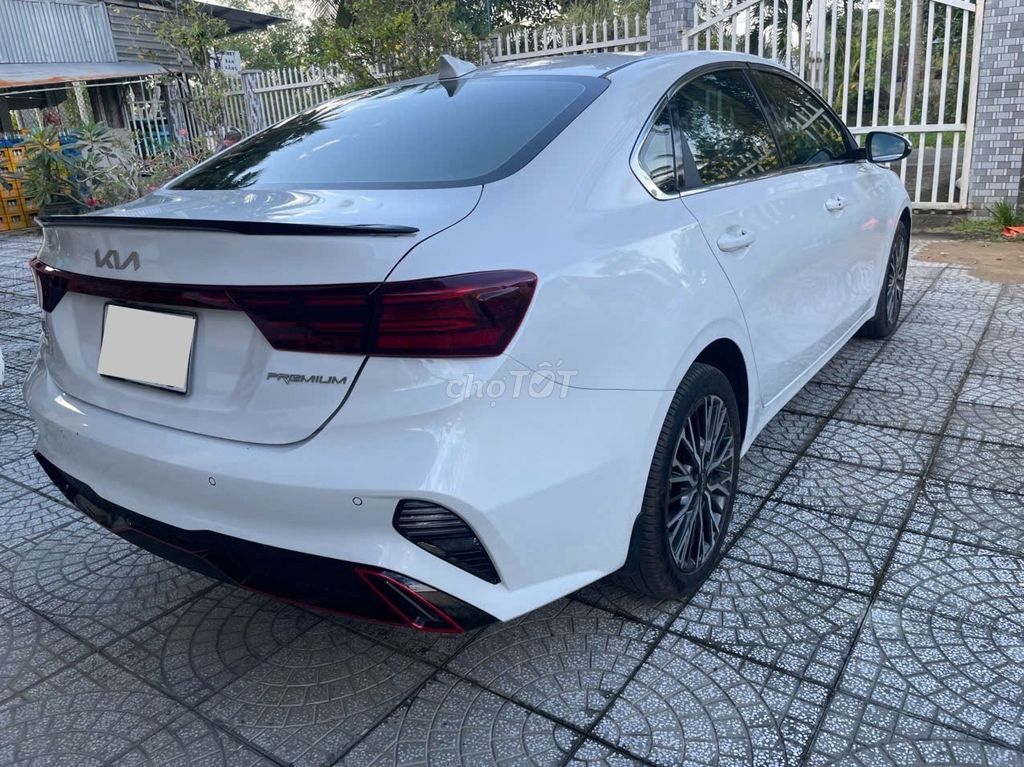 KIA K3 2.0 PREMIUM 2024 GIA ĐÌNH LƯỚT 1 CHỦ HT 75%. Mua bán Ô tô tại Quận 7 Tp Hồ Chí Minh được đăng bởi Hiếu hình 4