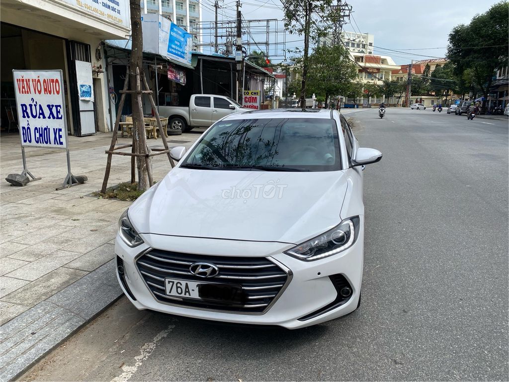 Hyundai Elantra 2018 2.0 AT - 115000 km. Mua bán Ô tô tại Thành phố Quảng Ngãi Quảng Ngãi được đăng bởi Bob Nguyễn hình 3