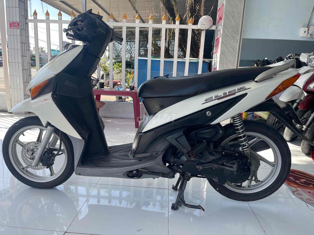 Honda Click 2008 màu Trắng. Mua bán Xe máy tại Quận Cái Răng Cần Thơ được đăng bởi CẦM ĐỒ TRUNG TÍN  hình 3