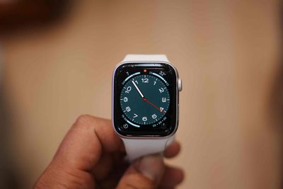 Apple watch S4 44mm, gps + lte Silver