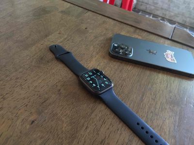 Apple Watch series 4 44mm nhôm - Pin 100%