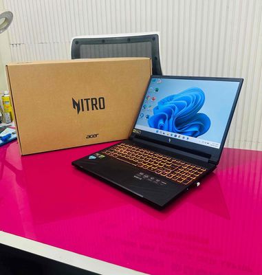 Acer Nitro V16  R5 8645HS 16/512 3050 6G BH 5/2027
