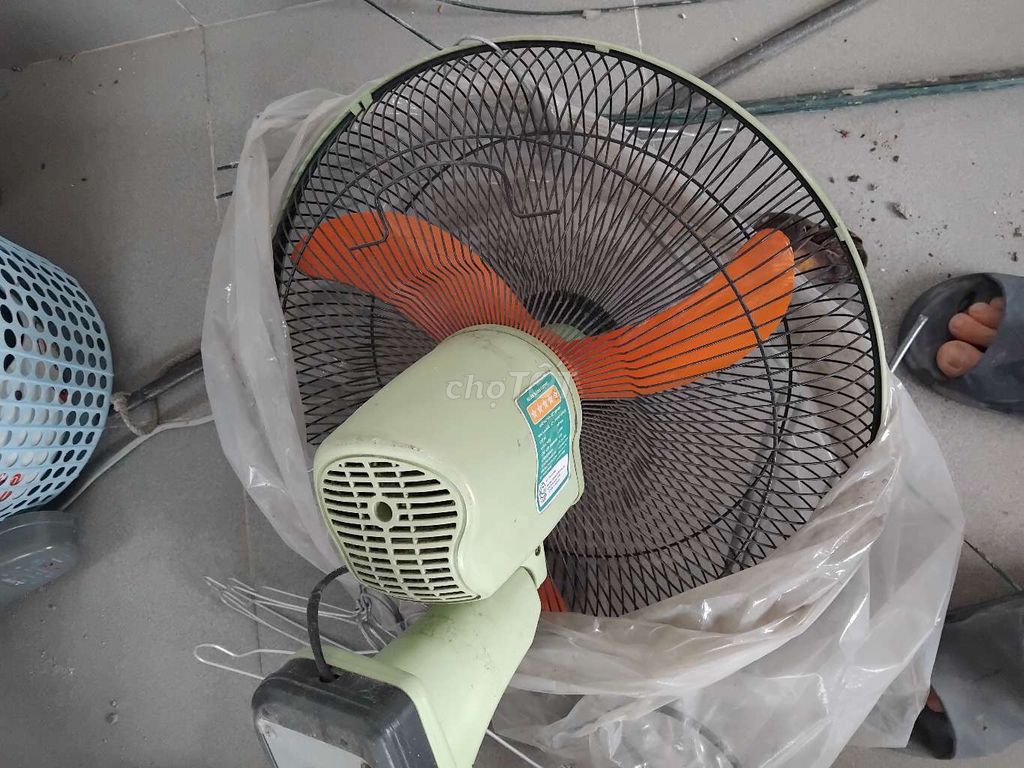 Quạt treo tường Mitsubishi Xám. Mua bán Quạt tại Quận 7 Tp Hồ Chí Minh được đăng bởi Phan Thi Thu Hang hình 1