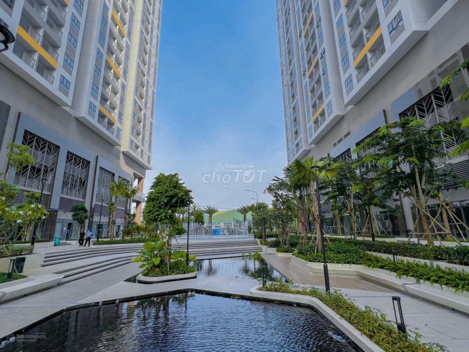 Продается новая квартира с 1 спальней в Q7 Saigon Riverside на улице Дао Три с видом на реку