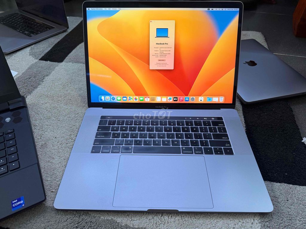 Macbook Pro 15 Core i9, Ram 32GB, SSD 1TB, VGA 4GB