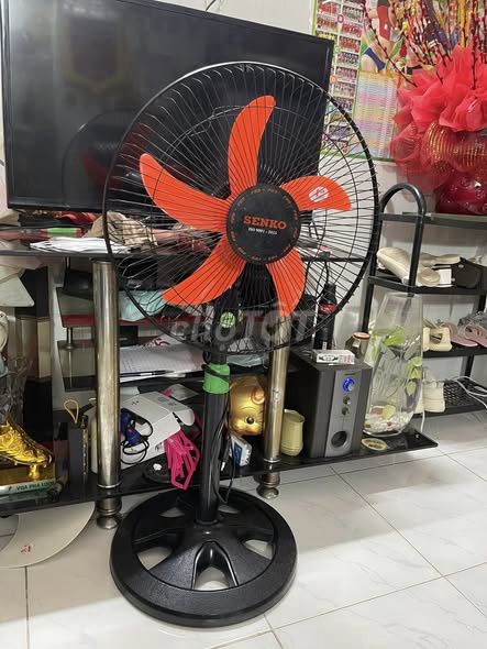 Quạt đứng Senko Đen, Cam. Mua bán Quạt tại Quận 3 Tp Hồ Chí Minh được đăng bởi Hội Đồ Điện Tử hình 1