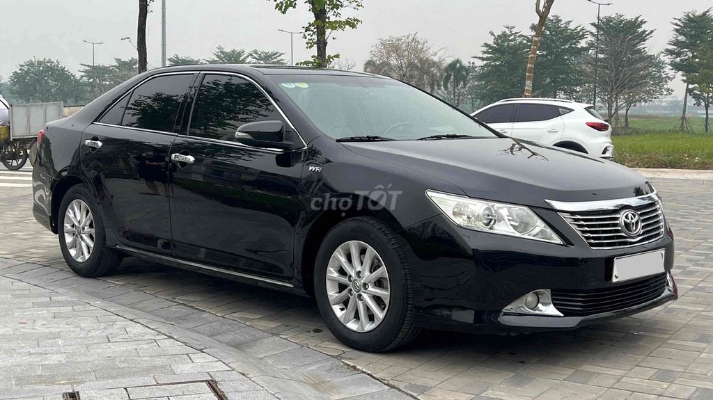 Toyota Camry 2013 2.0E. Mua bán Ô tô tại Quận Hoàng Mai Hà Nội được đăng bởi Tuan Trinh  hình 2
