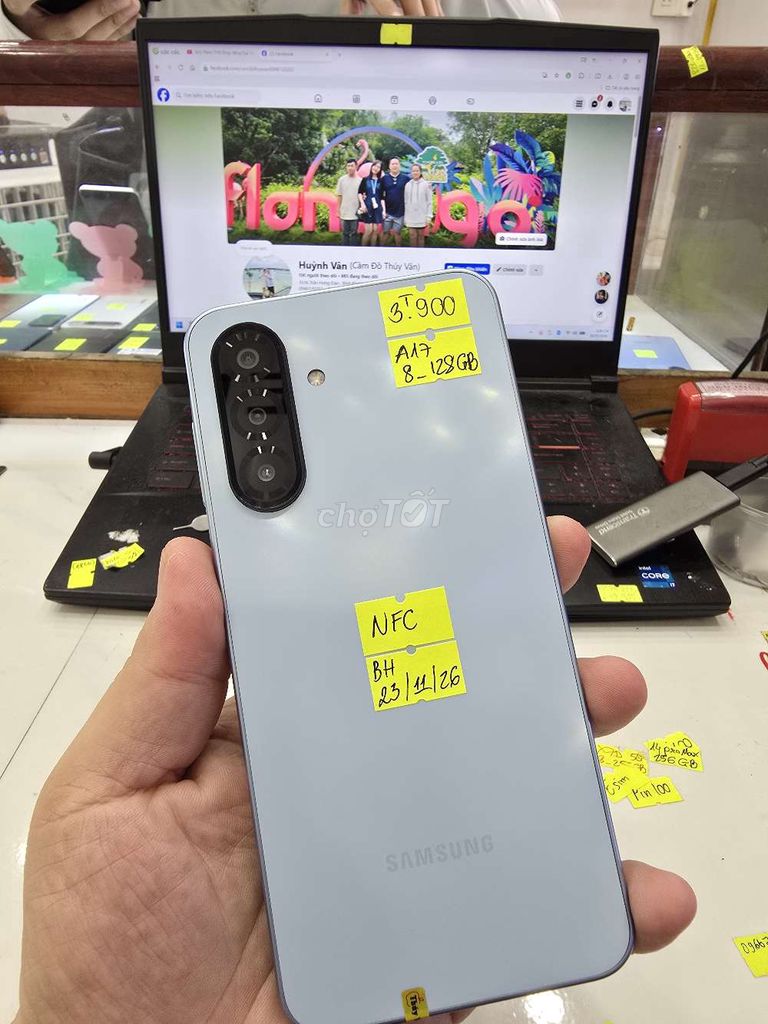 Samsung A17 8GB/128GB Xám Đã qua sử dụng. Mua bán Điện thoại tại Thành phố Long Xuyên An Giang được đăng bởi Facebook Cầm Đồ Thúy Vân hình 1