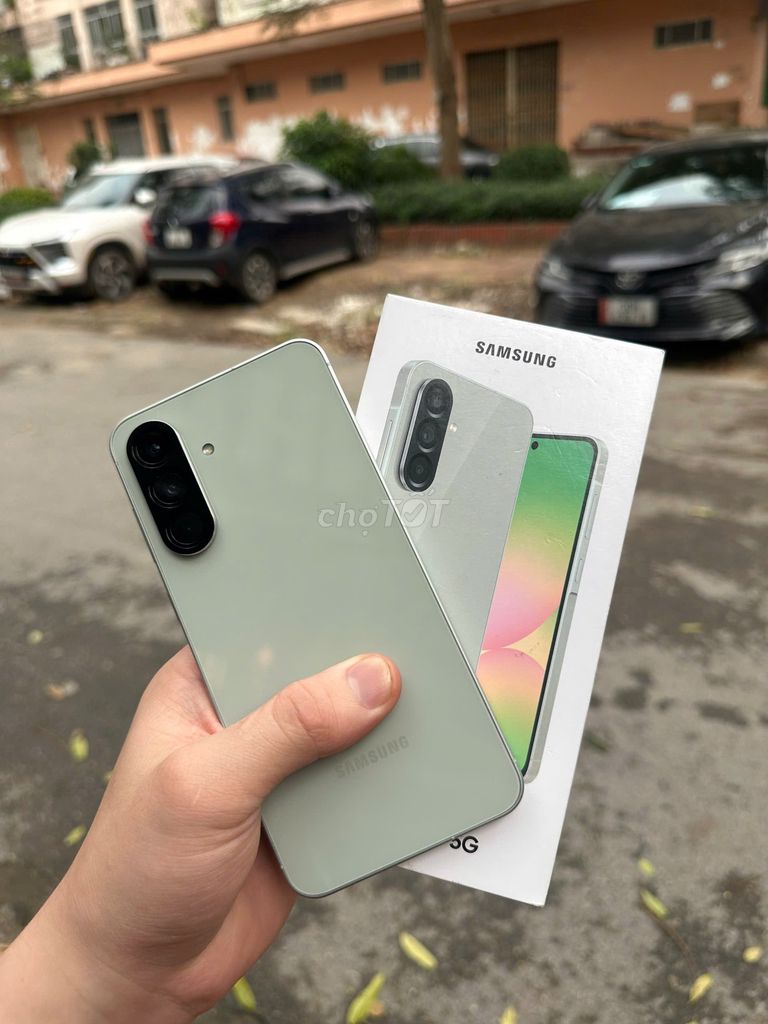 Samsung A56 5G 128GB Xám 99% fullbox. Mua bán Điện thoại tại Quận Hoàng Mai Hà Nội được đăng bởi Xiaomi hay hình 1