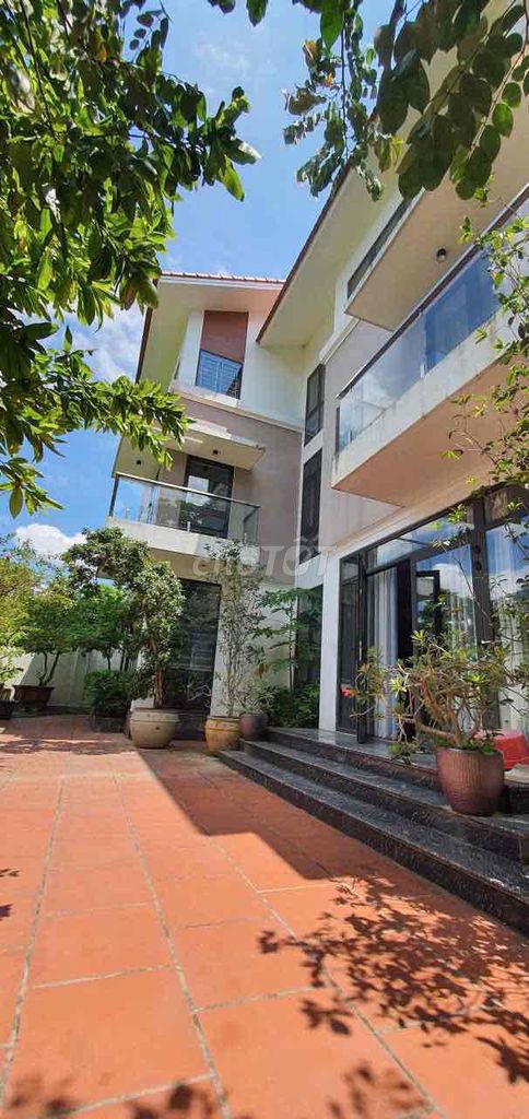🏡 BIỆT THỰ 298M² ,HOÀN THIỆN CAO CẤP – XÁCH VALI VỀ Ở TẠI KDT HÀ PHONG