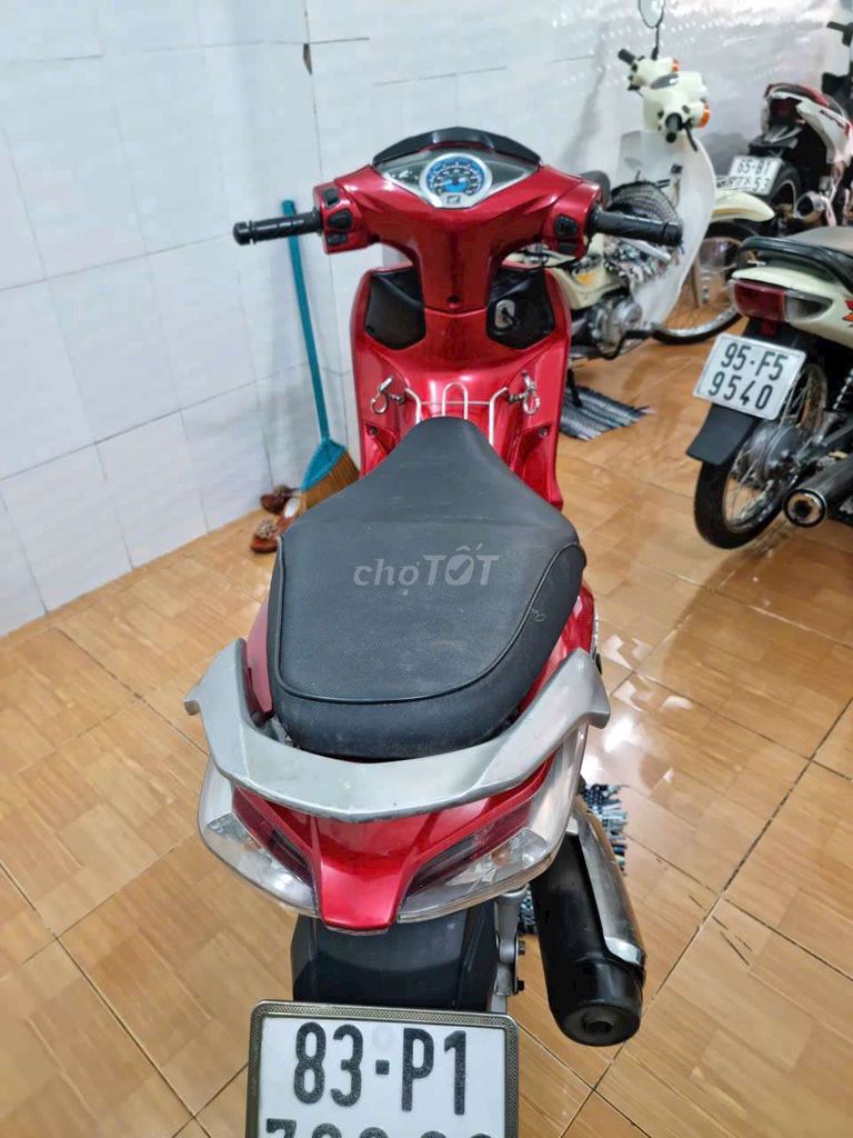 Honda Future 125 Fi Đỏ. Mua bán Xe máy tại Quận Ninh Kiều Cần Thơ được đăng bởi CHXM Trung Trưc  hình 7