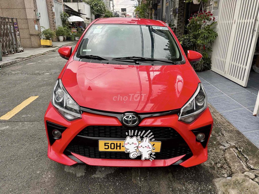 Toyota Wigo AT 2021 автомат бензин 100 тыс. км красный