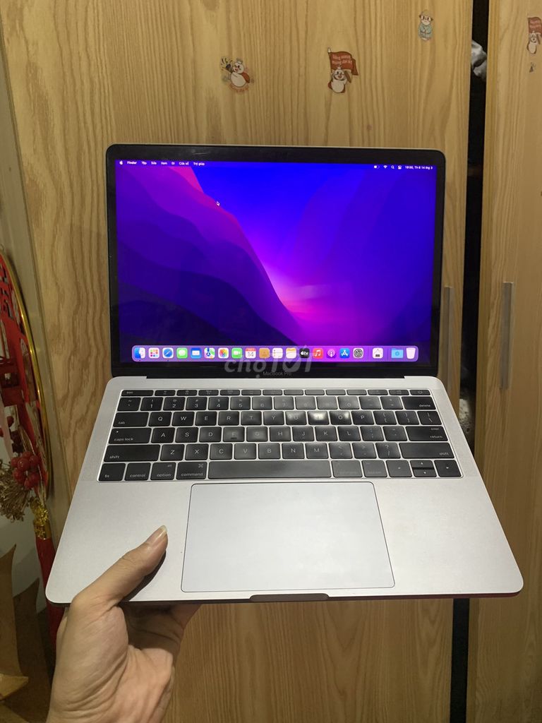 Mac Pro 2017 i5 ram 8g ssd 128 còn rất đẹp