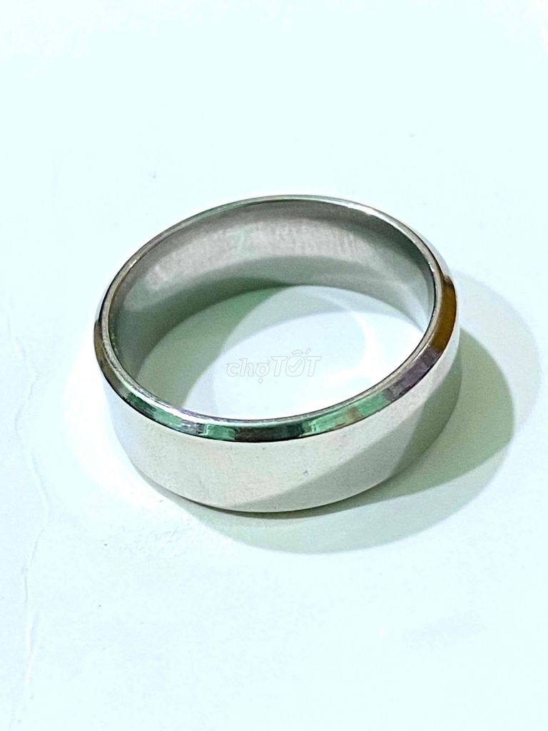 Nhẫn hợp kim vonfram 20mm Bạc. Mua bán Phụ kiện thời trang khác tại Thành phố Phan Rang-Tháp Chàm Ninh Thuận được đăng bởi Sưu tầm  hình 1