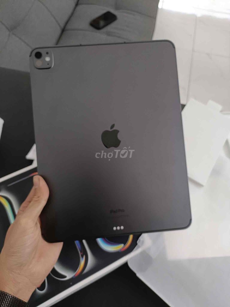 iPad Pro M4 13inch 256GB 5G  Ll/A quốc tế, sạc 28l