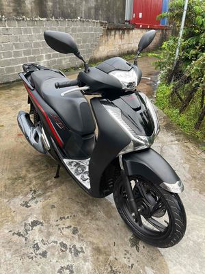 Cần bán sh 150 cbs fom chót 2019 dán full li lông. Mua bán Xe máy tại Quận Kiến An Hải Phòng được đăng bởi Đức Anh 