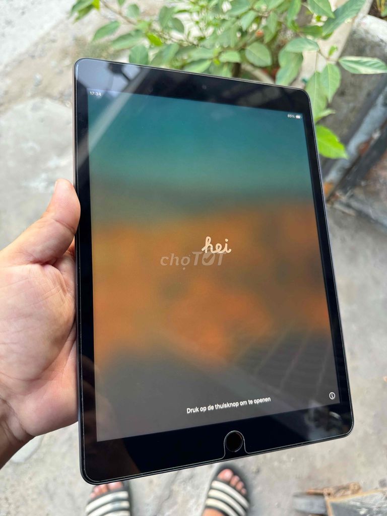 Apple iPad Gen 9 Xám Đã sử dụng. Mua bán Máy tính bảng tại Thành phố Trà Vinh Trà Vinh được đăng bởi tan tai nguyen huynh hình 1