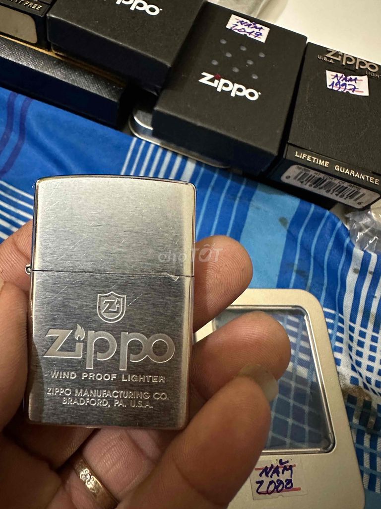 zippo cổ xưa