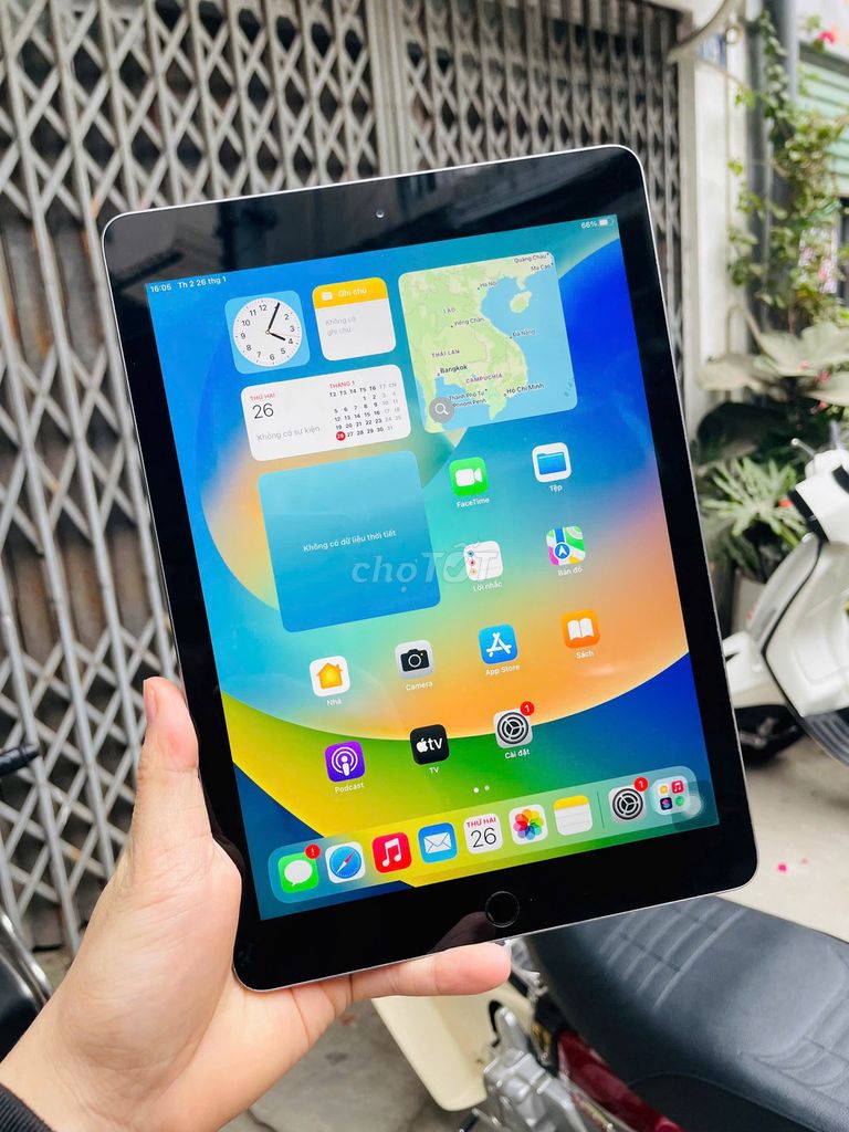 Apple iPad Gen 6 32GB Xám. Mua bán Máy tính bảng tại Quận Đống Đa Hà Nội được đăng bởi NHẬT LỆ CAMERA hình 1