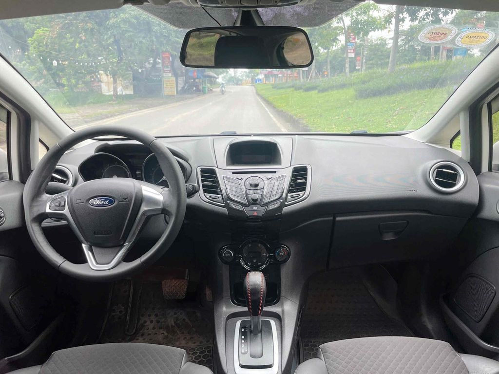 Ford Fiesta 2015 S 1.5 AT số tự động đẹp xuất sắc. Mua bán Ô tô tại Huyện Sóc Sơn Hà Nội được đăng bởi Xuân Khánh ô tô hình 8