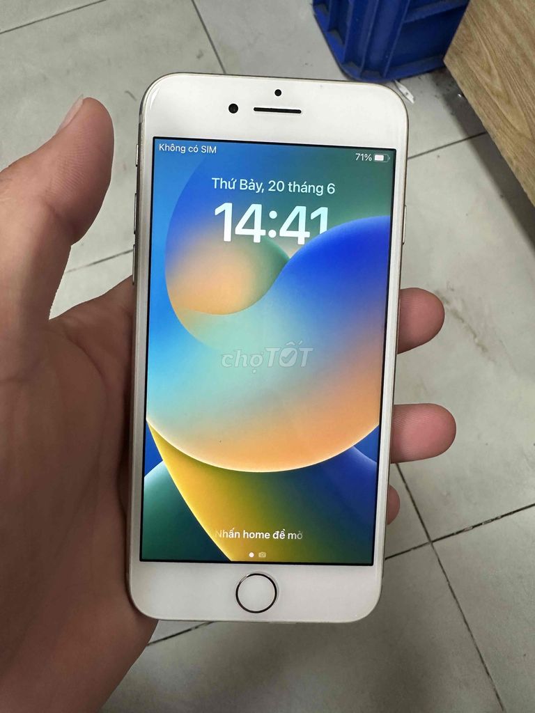 Apple iPhone 8 64GB Bạc Nguyên zin. Mua bán Điện thoại tại Quận Bình Thạnh Tp Hồ Chí Minh được đăng bởi Mr Khoa hình 1