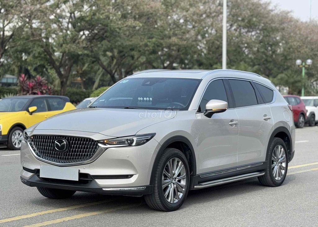 Mazda CX8 2023 2.5L Premium 2WD 21000 km. Mua bán Ô tô tại Quận Long Biên Hà Nội được đăng bởi Trang Gala hình 2