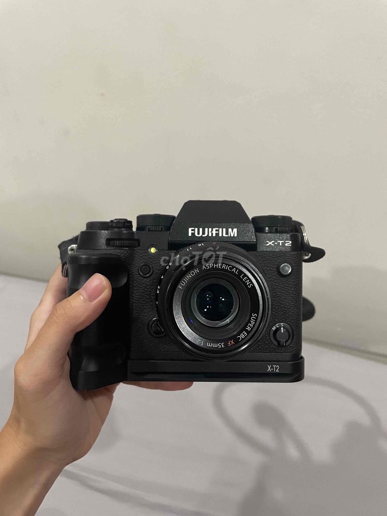 Máy ảnh Fujifilm XT2 XF35F2 Đen. Mua bán Máy ảnh, Máy quay tại Quận Long Biên Hà Nội được đăng bởi Nhi hình 1