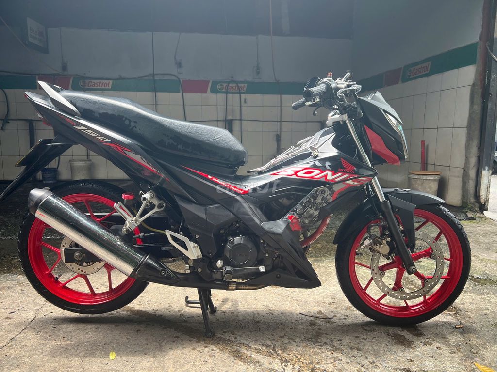 Sonic Honda 175cc 2020 màu đỏ đen máy zin. Mua bán Xe máy tại Quận Bình Thạnh Tp Hồ Chí Minh được đăng bởi Tên chưa cung cấp hình 2