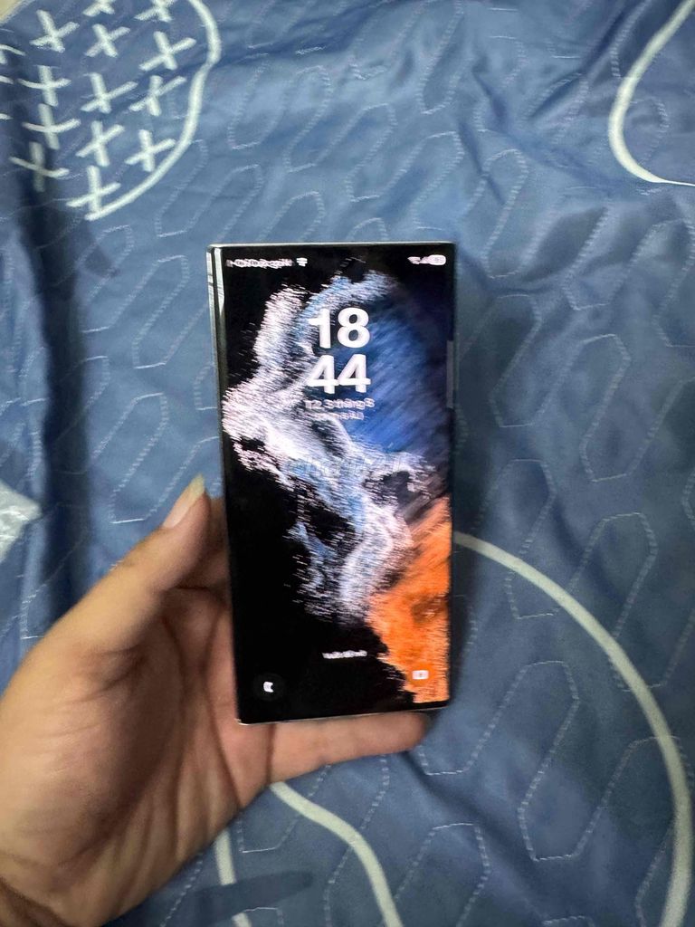 Samsung Galaxy S22 Ultra 5G 120mhz 2sim 8GB/128GB. Mua bán Điện thoại tại Thành phố Thủ Đức Tp Hồ Chí Minh được đăng bởi bin  hình 1