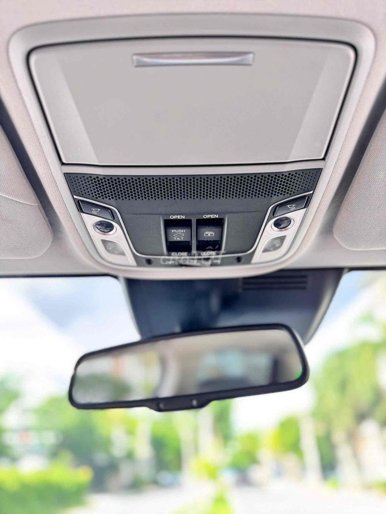 Honda CR V 2020 phien ban Sensing, rất đẹp!. Mua bán Ô tô tại Quận Gò Vấp Tp Hồ Chí Minh được đăng bởi Ms Thư  hình 12