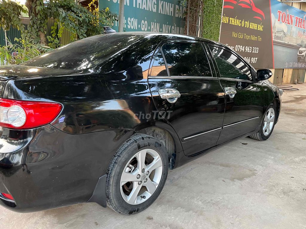 Тойота Альтис 2.0V 2012 Автоматическая черная