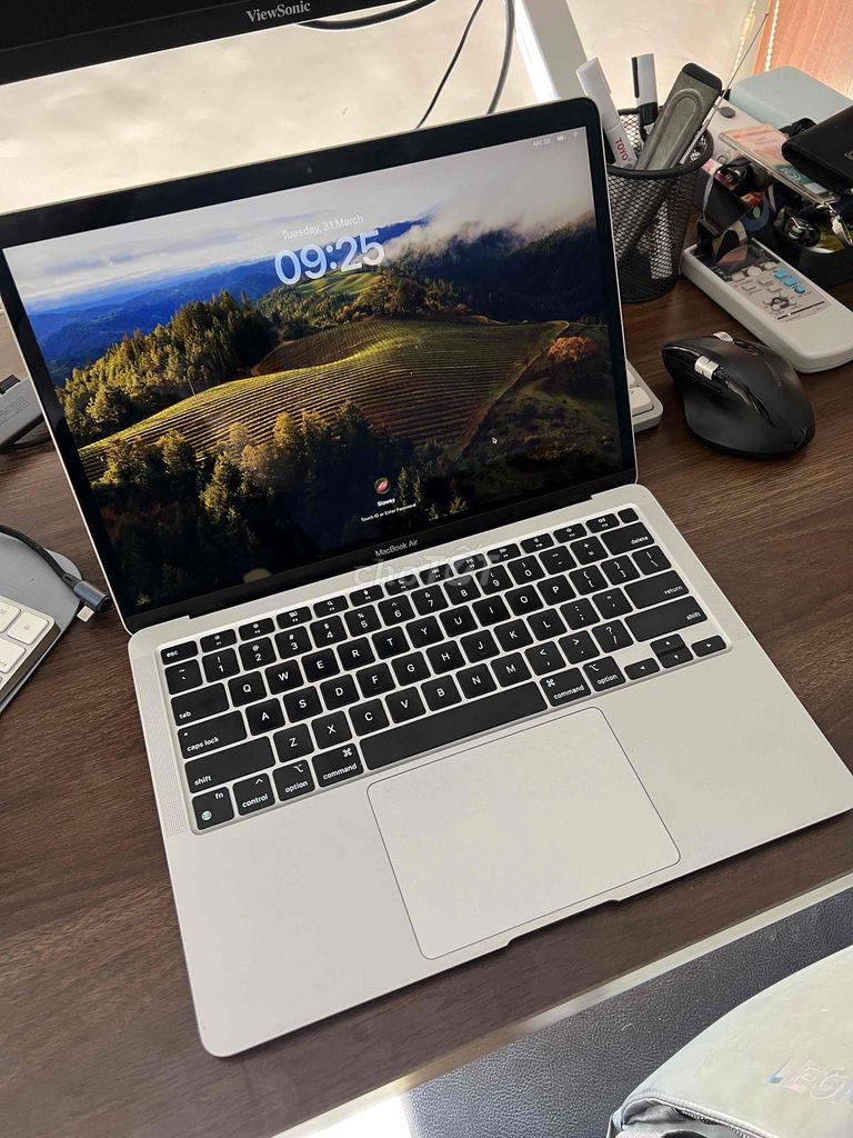 Apple MacBook Air M1 8GB/256GB Bạc. Mua bán Laptop tại Quận 7 Tp Hồ Chí Minh được đăng bởi Phúc Trương Lê Vĩnh hình 1