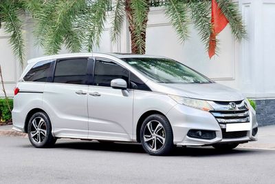 Honda Odyssey nhập Nhật model 2017 Một Chủ Từ Đầu