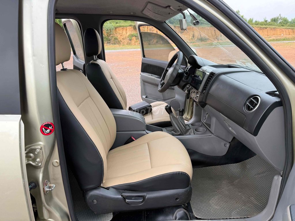 Ford Ranger 2011 XL 2.5 4x4 MT - 200000 km. Mua bán Ô tô tại Huyện Ba Vì Hà Nội được đăng bởi Dũng Ô Tô Ba Vì hình 10