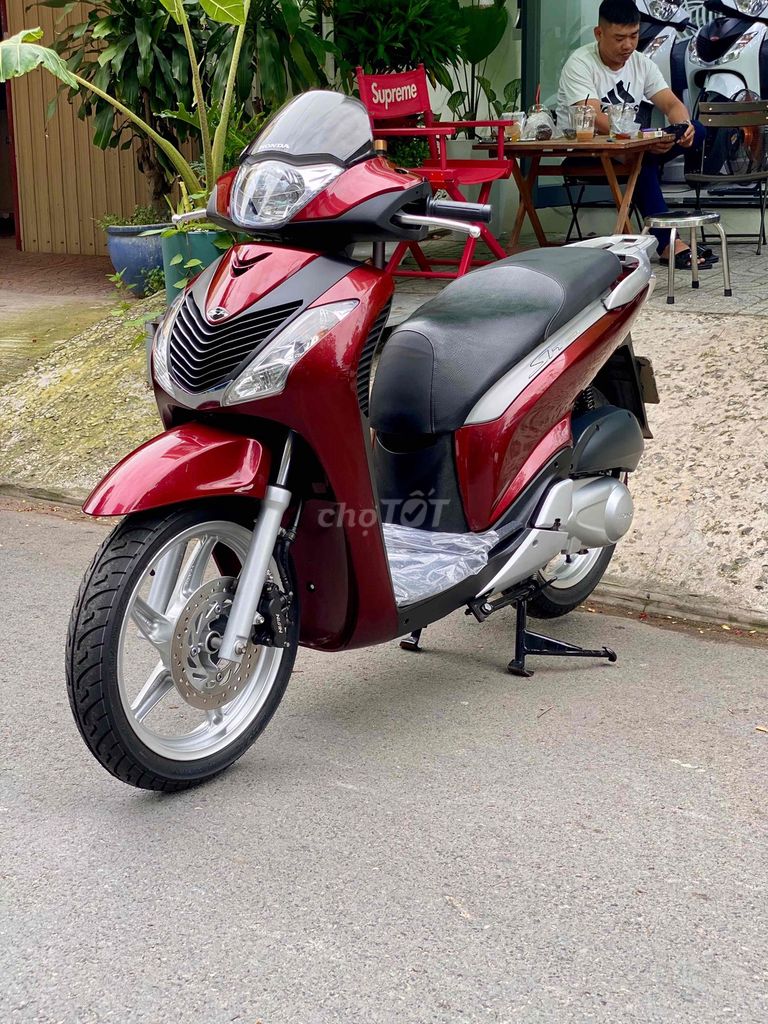 SH150i NHẬP Ý SM108 CHÍNH CHỦ BAO VẬN CHUYỂN. Mua bán Xe máy tại Quận 7 Tp Hồ Chí Minh được đăng bởi Lê Văn Thắng hình 4